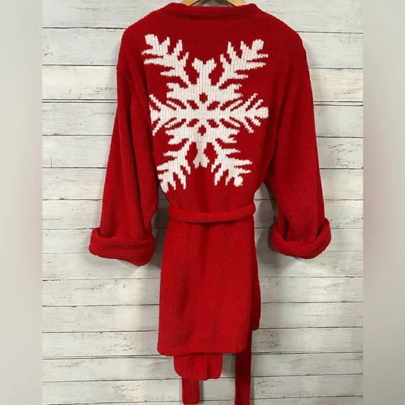 Victoria’s Secret Red Snowflake Cozy Robe Size M/L - Picture 2 of 5